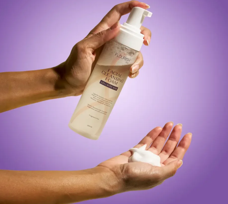 REF_P_1_FLOURISH CLEANSING FOAM